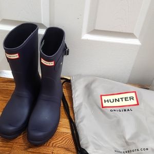 Hunter rain or snow boots with bag